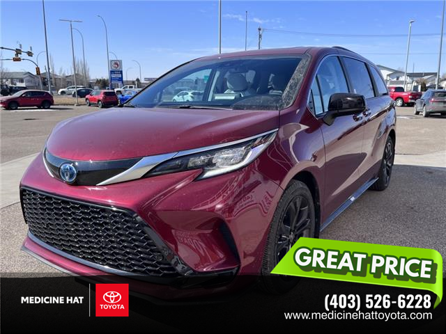 2023 Toyota Sienna XSE 7-Passenger (Stk: GR1711) in Medicine Hat - Image 1 of 18