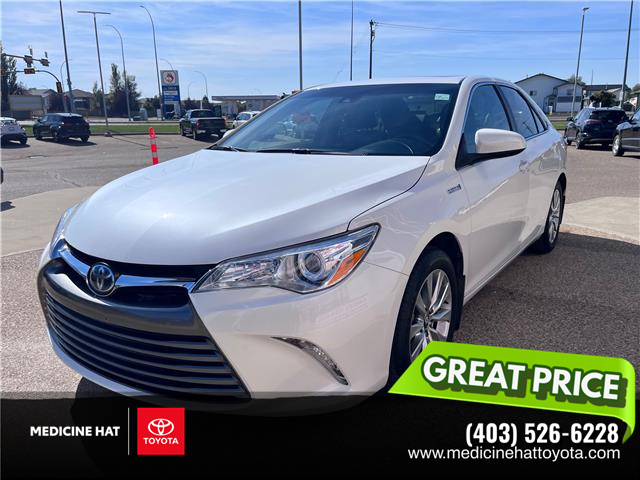 2017 Toyota Camry Hybrid XLE (Stk: P1956) in Medicine Hat - Image 1 of 8