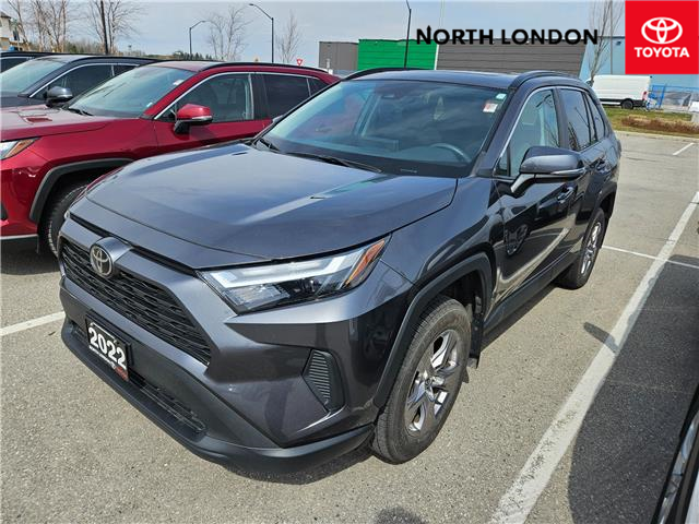 2022 Toyota RAV4 XLE (Stk: R00108) in London - Image 1 of 6