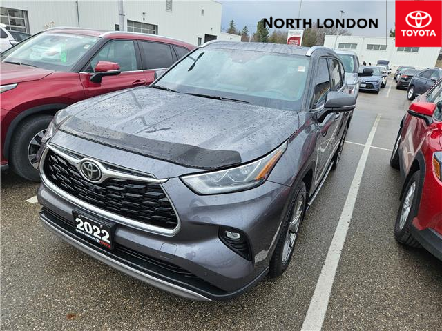 2022 Toyota Highlander Limited (Stk: A225225) in London - Image 1 of 6
