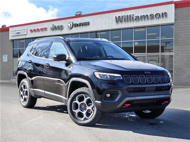 2022 Jeep Compass Trailhawk (Stk: 22-742) in Uxbridge - Image 1 of 18