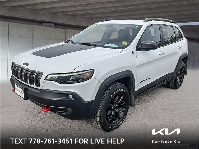 2019 Jeep Cherokee Trailhawk (Stk: PP058) in Kamloops - Image 1 of 33