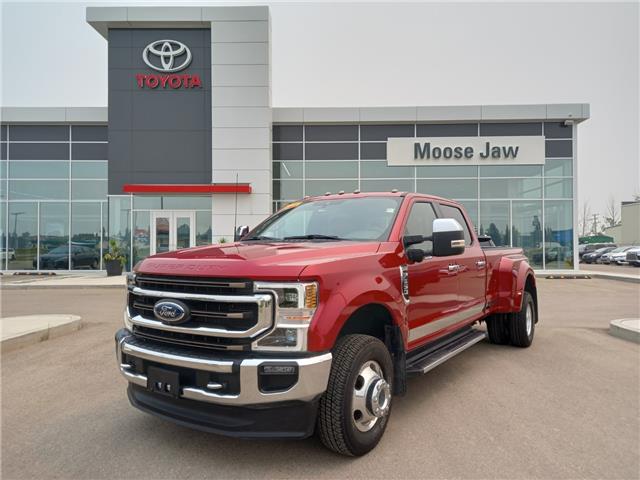 2021 Ford F-350 King Ranch (Stk: 8070) in Moose Jaw - Image 1 of 33