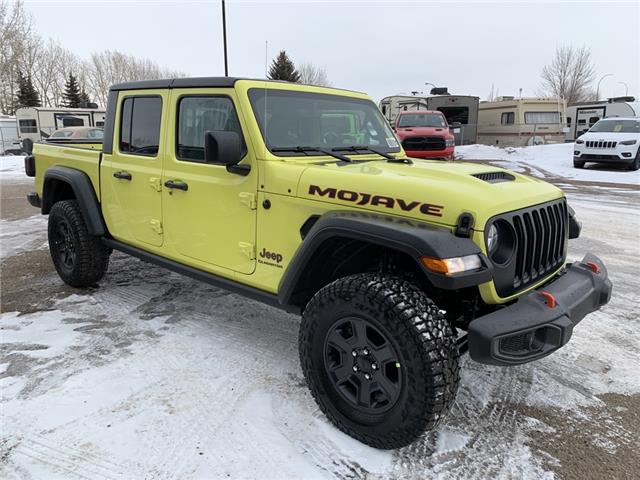 2023 Jeep Gladiator Mojave (Stk: 5P058) in Medicine Hat - Image 1 of 17