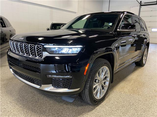 2022 Jeep Grand Cherokee L Summit (Stk: P13220) in Calgary - Image 1 of 30