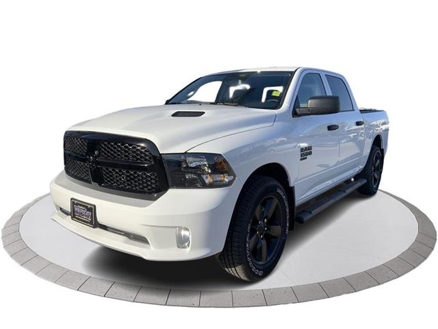 2022 RAM 1500 Classic Tradesman (Stk: 22T678) in Winnipeg - Image 1 of 20