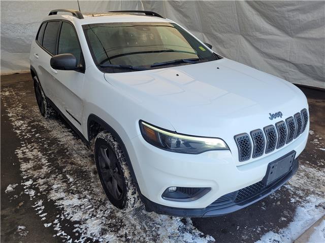 2021 Jeep Cherokee North (Stk: 2213381) in Thunder Bay - Image 1 of 24