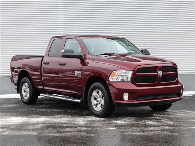 2019 RAM 1500 Classic ST (Stk: G23-044) in Granby - Image 1 of 31