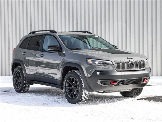 2023 Jeep Cherokee Trailhawk (Stk: B23-70) in Cowansville - Image 1 of 35