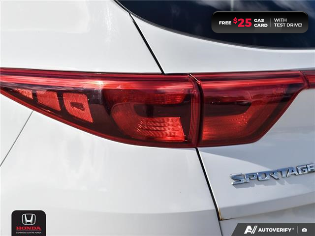 2017 Kia Sportage LX (Stk: 24870B) in Cambridge - Image 12 of 27