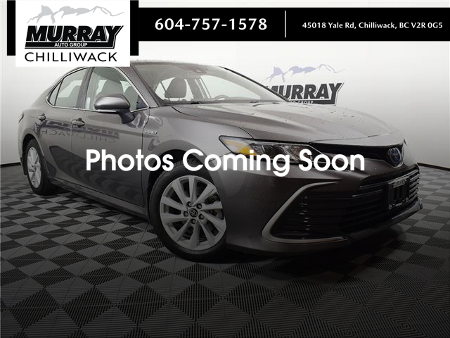 2021 Toyota Camry Hybrid LE (Stk: R0018) in Chilliwack - Image 1 of 27