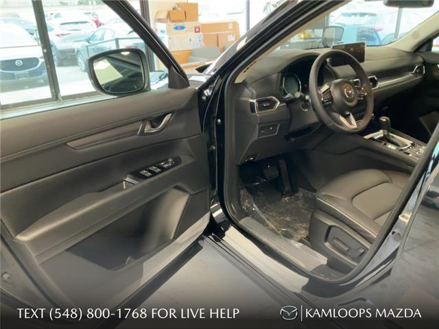 2025 Mazda CX-5 GS (Stk: YS498) in Kamloops - Image 13 of 25