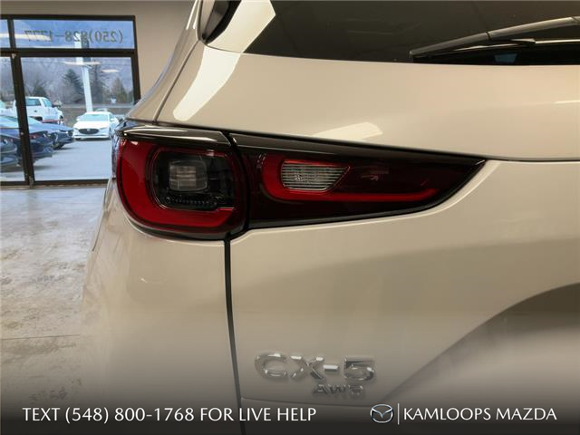 2025 Mazda CX-5 GS (Stk: YS510) in Kamloops - Image 11 of 25
