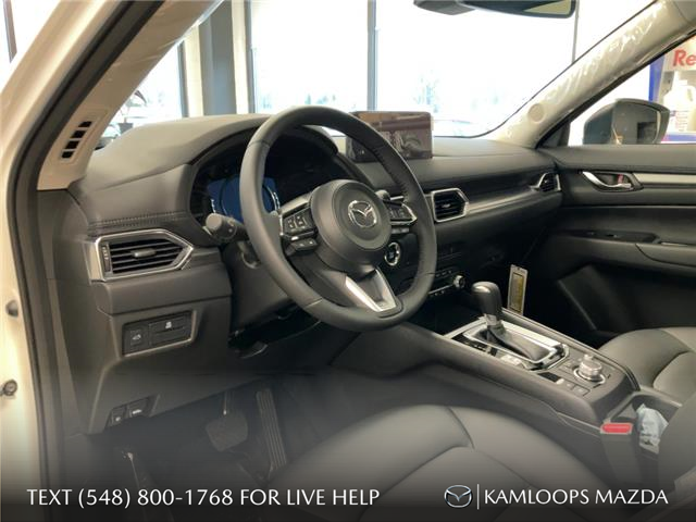 2025 Mazda CX-5 GS (Stk: YS510) in Kamloops - Image 13 of 25