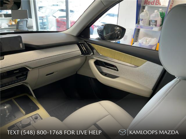 2026 Mazda CX-90 PHEV Signature (Stk: NT006) in Kamloops - Image 25 of 25