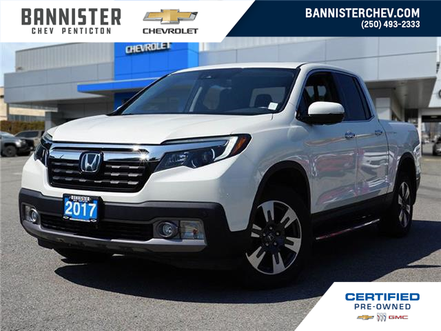 2017 Honda Ridgeline Touring (Stk: B10677) in Penticton - Image 1 of 25