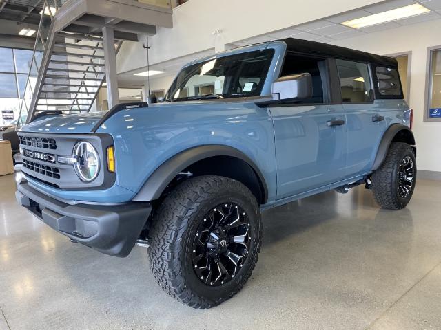 2023 Ford Bronco Base (Stk: 23044) in Edson - Image 1 of 7