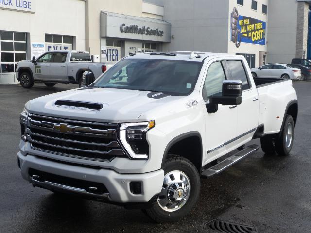 2024 Chevrolet Silverado 3500HD High Country (Stk: 24-127) in Salmon Arm - Image 1 of 28