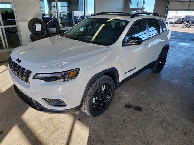 2023 Jeep Cherokee Altitude (Stk: 21845) in Fort Macleod - Image 1 of 19