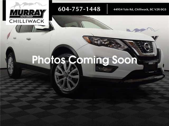 2017 Nissan Rogue SV (Stk: A3136) in Chilliwack - Image 1 of 27