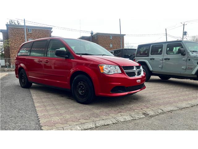 2016 Dodge Grand Caravan SE/SXT (Stk: P0084B) in Québec - Image 1 of 38