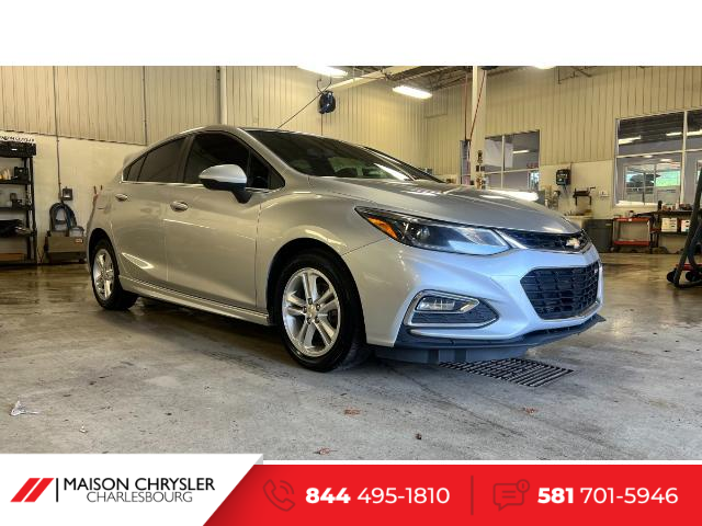 2018 Chevrolet Cruze LT Auto (Stk: R0010A) in Québec - Image 1 of 61