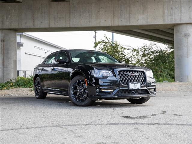 2022 Chrysler 300 S (Stk: NH154791) in Surrey - Image 1 of 25