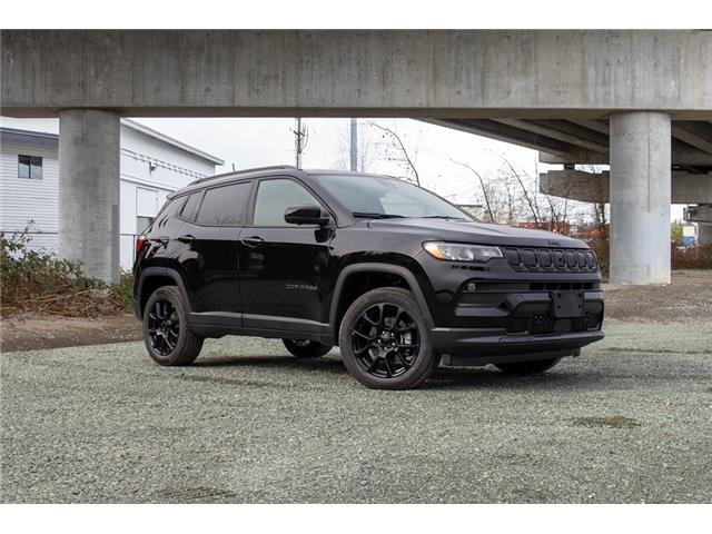 2022 Jeep Compass Altitude (Stk: N237506) in Surrey - Image 1 of 23
