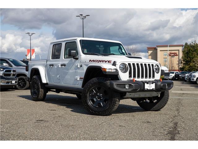 2023 Jeep Gladiator Mojave (Stk: P532114) in Surrey - Image 1 of 24