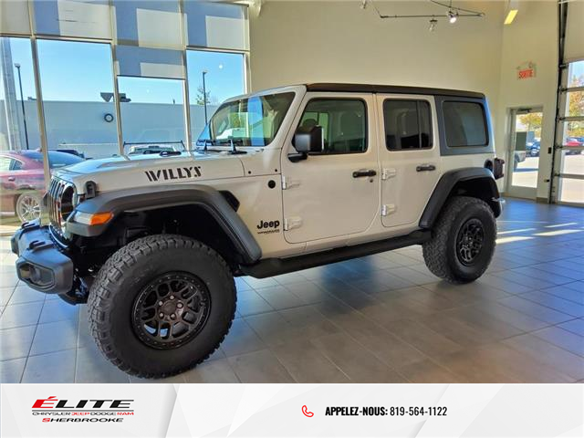 2022 Jeep Wrangler Unlimited  (Stk: U-2613) in Sherbrooke - Image 1 of 17