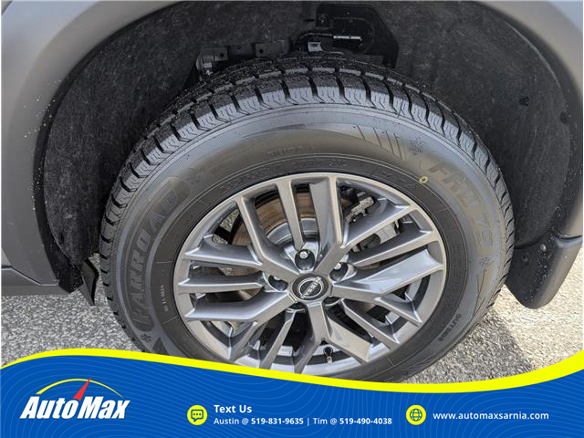 2023 Nissan Rogue S (Stk: B1802) in Sarnia - Image 11 of 28