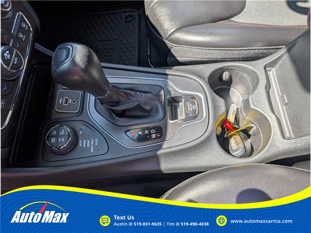 2022 Jeep Cherokee Trailhawk (Stk: B1775) in Sarnia - Image 18 of 28