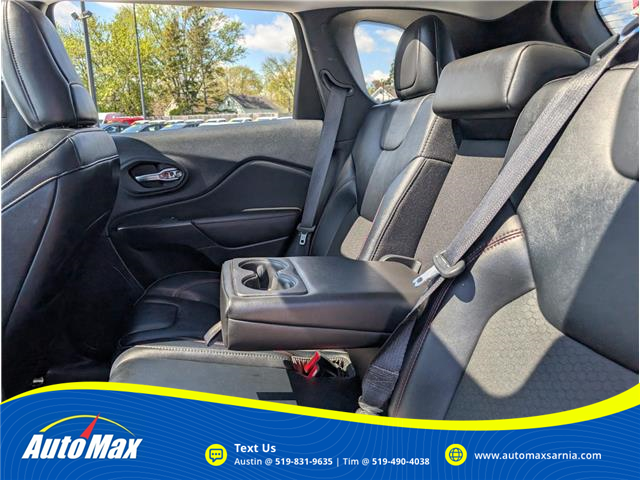 2022 Jeep Cherokee Trailhawk (Stk: B1775) in Sarnia - Image 25 of 28