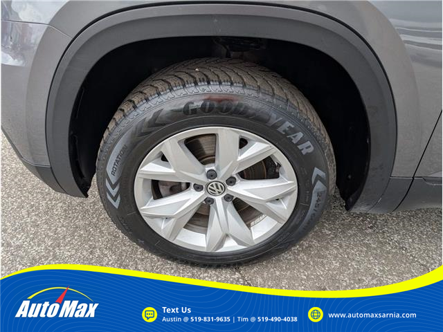 2019 Volkswagen Atlas 3.6 FSI Comfortline (Stk: B1819) in Sarnia - Image 10 of 28