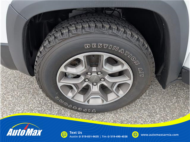 2022 Jeep Cherokee Trailhawk (Stk: B1776) in Sarnia - Image 11 of 28