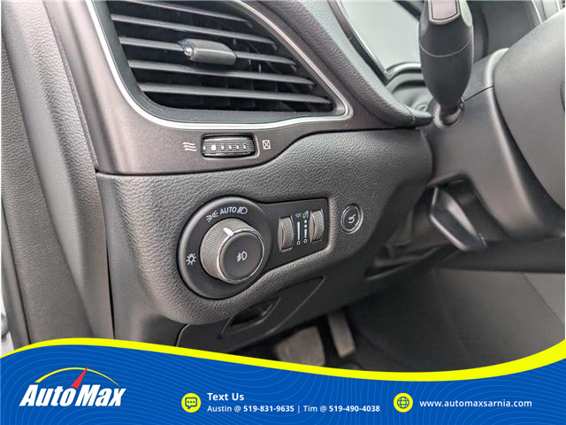 2022 Jeep Cherokee Trailhawk (Stk: B1776) in Sarnia - Image 21 of 28