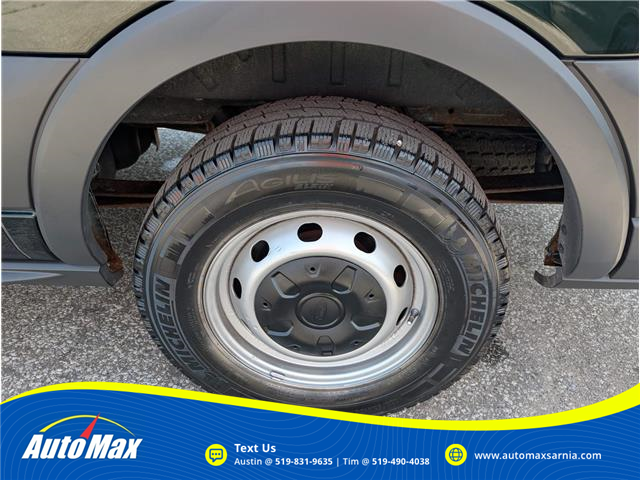 2017 Ford Transit-150 XLT (Stk: B1832) in Sarnia - Image 9 of 24