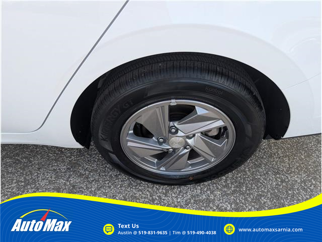 2024 Hyundai Elantra ESSENTIAL (Stk: B1871) in Sarnia - Image 9 of 24