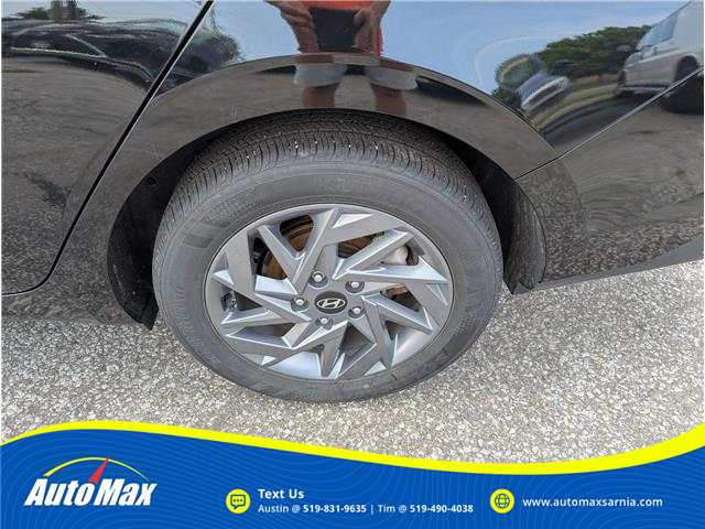 2024 Hyundai Elantra Preferred (Stk: B1873) in Sarnia - Image 9 of 25