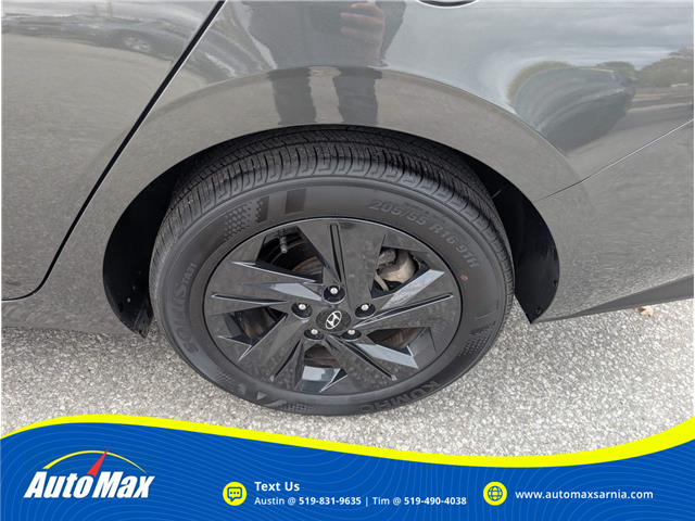 2023 Hyundai Elantra Preferred (Stk: B1821A) in Sarnia - Image 9 of 27