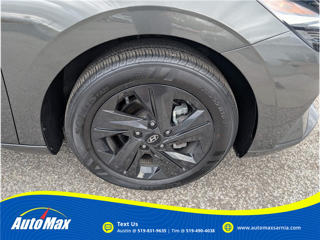 2023 Hyundai Elantra Preferred (Stk: B1821A) in Sarnia - Image 11 of 27