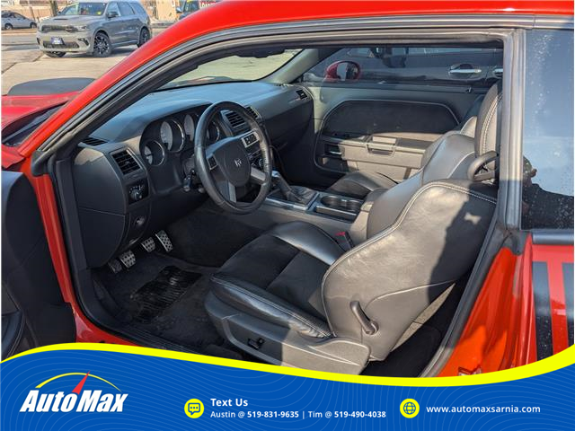 2010 Dodge Challenger SRT8 (Stk: B1817A) in Sarnia - Image 2 of 8 2010 Dodge Challenger SRT8 (Stk: B1817A) in Sarnia - Image 2 of 8