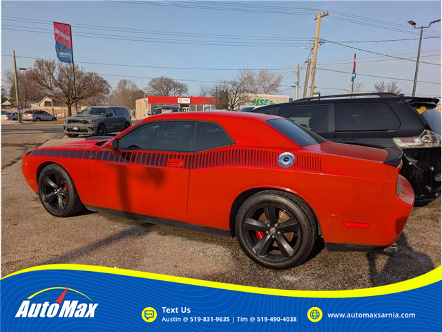 2010 Dodge Challenger SRT8 (Stk: B1817A) in Sarnia - Image 7 of 8 2010 Dodge Challenger SRT8 (Stk: B1817A) in Sarnia - Image 7 of 8