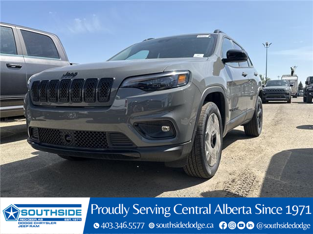 2023 Jeep Cherokee Altitude (Stk: CE2304) in Red Deer - Image 1 of 4