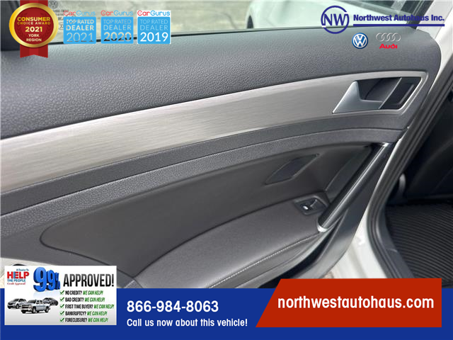 2016 Volkswagen Golf 1.8 TSI Comfortline (Stk: 1868) in North York - Image 14 of 29