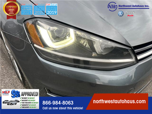 2015 Volkswagen Golf 1.8 TSI Highline in North York - Image 5 of 28