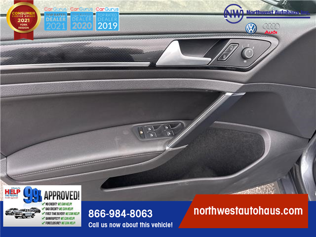 2015 Volkswagen Golf 1.8 TSI Highline in North York - Image 13 of 28