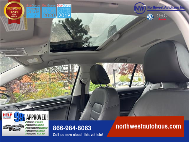 2015 Volkswagen Golf 1.8 TSI Highline in North York - Image 14 of 28