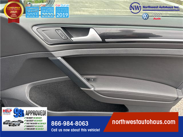 2015 Volkswagen Golf 1.8 TSI Highline in North York - Image 21 of 28