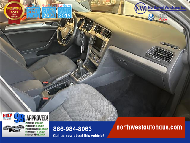 2015 Volkswagen Golf 1.8 TSI Comfortline in North York - Image 14 of 25